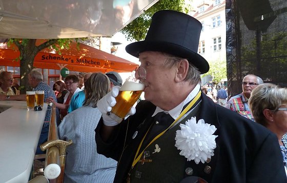 Bild: Prost, Prof. Zwanziger