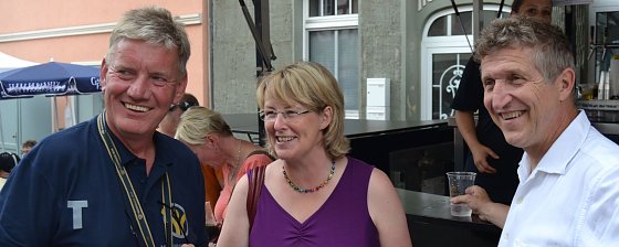 Bild: Heck im Gespr&auml;ch im vergangenen Jahr mit Inge Klaan und Oberb&uuml;rgermeister Dr. Klaus Zeh