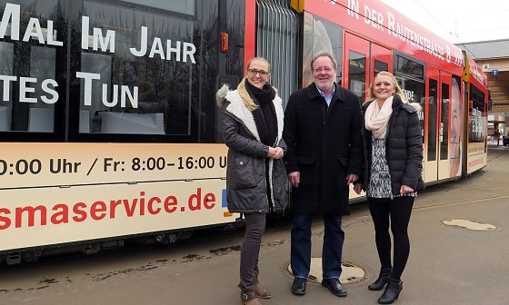 Bild: Stra&szlig;enbahn mit neuem Outfit