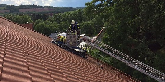 Bild: Hilfe von der Feuerwehr