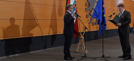 Bild: Bodo Ramelow wird als MP vereidigt
