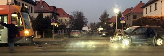 Bild: Schwerverletzter bei Unfall am Morgen