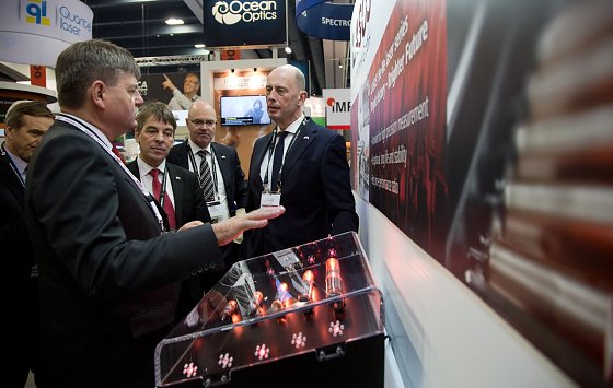 Bild: Messe-Besuch in Kaliformien