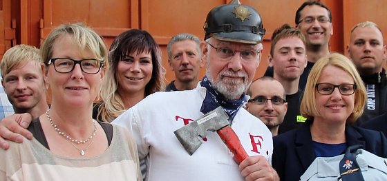 Bild: Klaan und Krauth wollen zusammen die Feuerwehr bauen