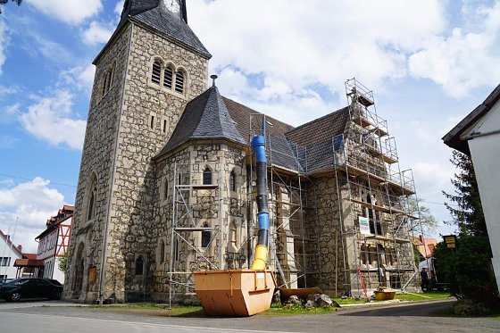 Bild: Einger&uuml;stete Kirche in Niedersachswerfen 