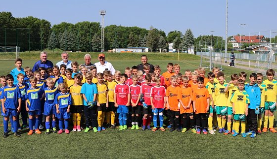 Bild: Fu&szlig;ballpokal der Grundschulen des Landkreises Nordhausen