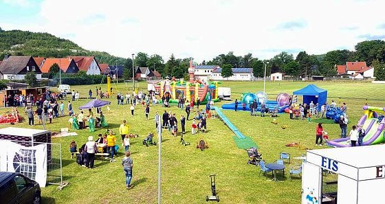 Bild: Gro&szlig;es Kinderfest in Niedersachswerfen 