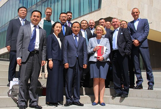 Bild: Chinesische Delegation empfangen