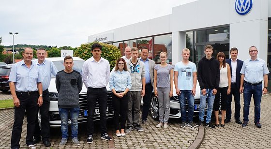 Bild: Begr&uuml;&szlig;ung der neuen Azubis
