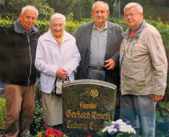 Bild: Von lniks: Reinhard G&uuml;ndel, Ingeborg Ernesti, Dr. Ludwig Einicke, Rainer Bachmann