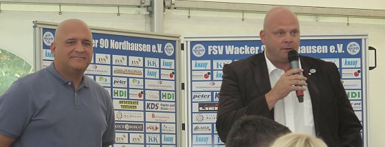 Bild: Volkan Uluc und Nico Kleofas