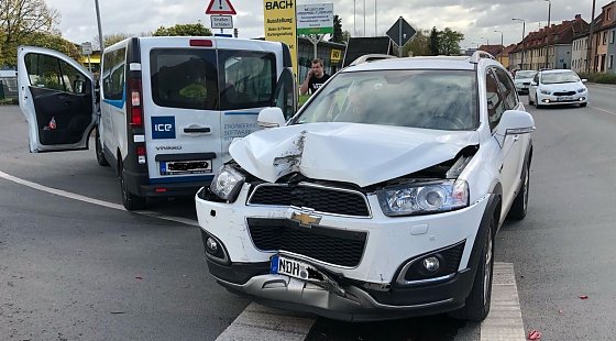 Bild: Unfall in der Helmestra&szlig;e