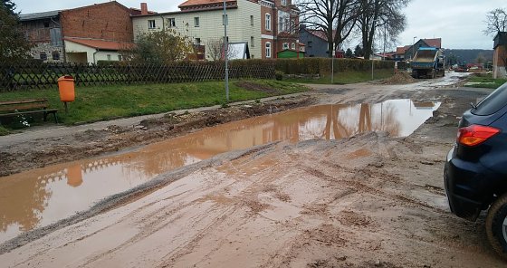 Bild: Schlamm statt Stra&szlig;e in Kleinbodungen