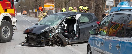 Bild: T&ouml;dlicher Unfall in der Parkallee