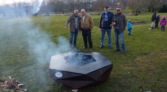 Bild: Ein etwas anderes Osterfeuer