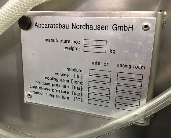 Bild: Typenschild an der Bierbrauerei Chinggis Beer in Ulaanbaatar