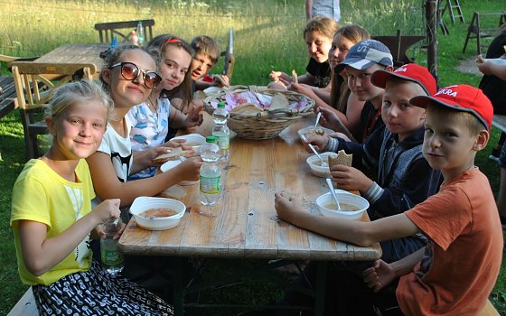 Bild: Gasteltern f&uuml;r wei&szlig;russische Kinder gesucht