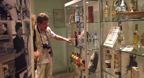 Bild: Blick in die neue Ausstellung der Traditionsbrennerei