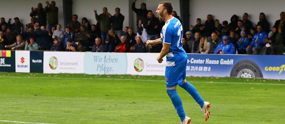 Bild: Freude bei Kammlott nach dem 1:0
