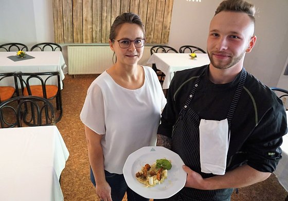 Bild: Susan Sch&uuml;lert und Julian Kusy