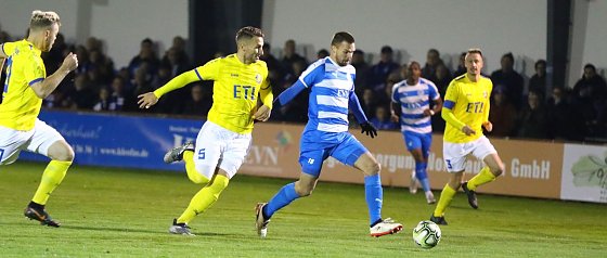 Bild: Wacker ab der 34. Minute mit einem Mann weniger