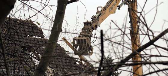 Bild: Der Abriss hat begonnen