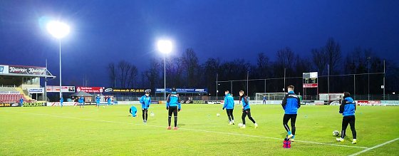 Bild: Alles bereit f&uuml;r einen Dreier im Th&uuml;ringen-Derby