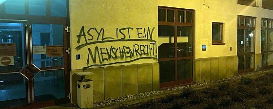 Bild: Schmierereien am Landratsamt
