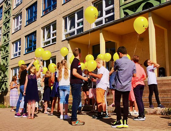 Bild: Abschied aus der Grundschule