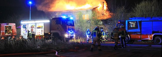 Bild: Feuerwehren im Einsatz