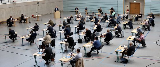 Bild: Auch der Kreistag musste sich den Corona-Bedingungen anpassen