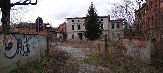Bild: &Uuml;ble Hinterlassenschaften befinden sich auf der Brache altes Gaswerk.