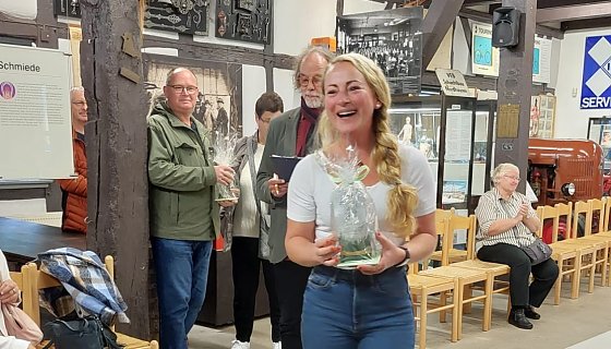 Bild: Janin Schieke bef&ouml;rderte den Priem am weitesten