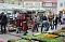 Blumenmädchen trifft Marktfrau Blumenmädchen trifft Marktfrau