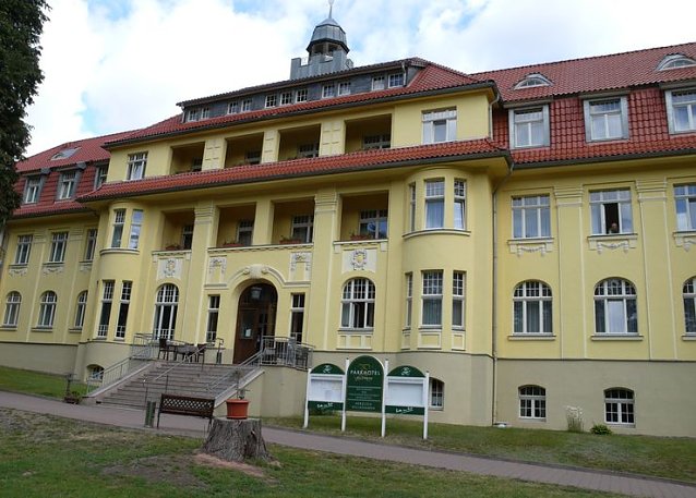 Bild: Das Parkhotel in S&uuml;lzhayn