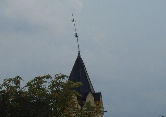 Bild: Schiefe Fahne