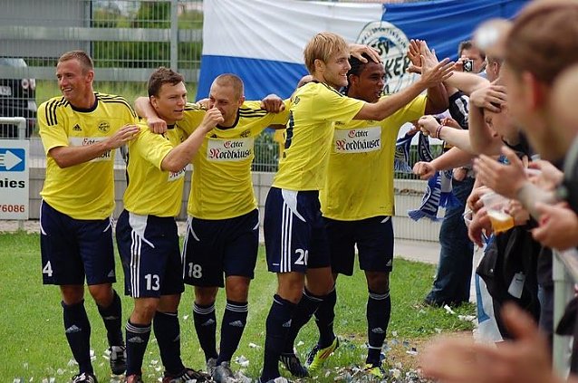Bild: Teichmann, 2. von links