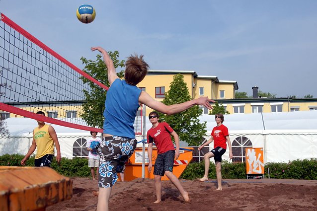 Bild: "Sandkasten-Spiele"