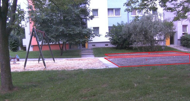 Bild: Leerer Spielplatz