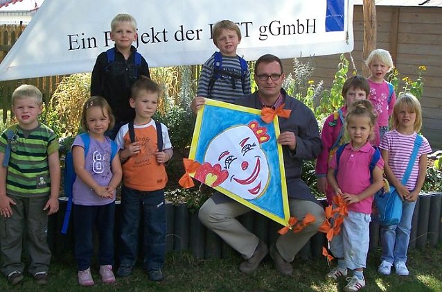 Bild: Mit Micha Drachen bauen