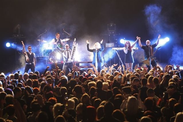 Bild: Kim Wilde und Band