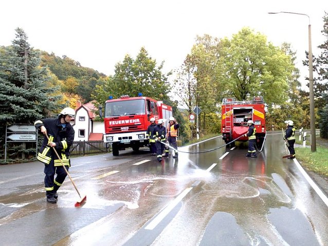 Bild: Aktion saubere Stra&szlig;e