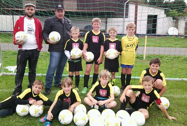 Bild: Kirmesherz f&uuml;r Nachwuchsfu&szlig;baller