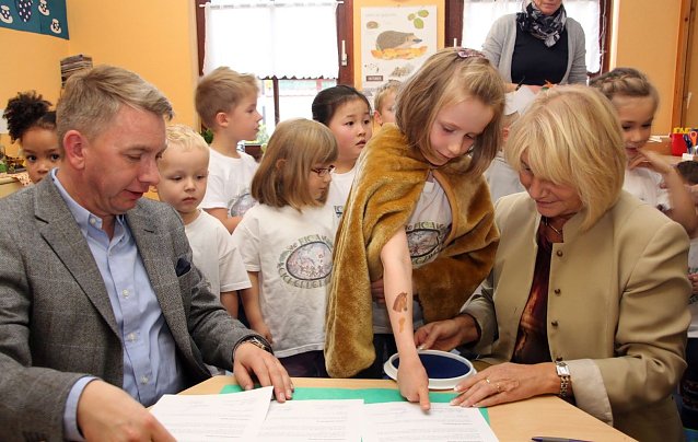 Bild: Mit Fingerabdruck besiegelt