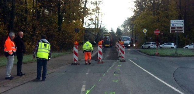 Bild: Halbseitig gesperrt