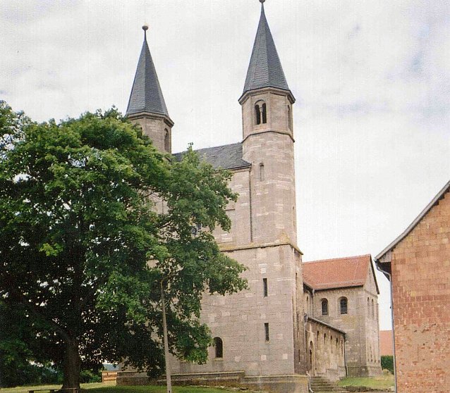 Bild: Sp&auml;tromanische Pfeilerbasilika in M&uuml;nchenlohra