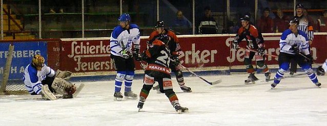 Bild: Mit Hattrick zum Sieg