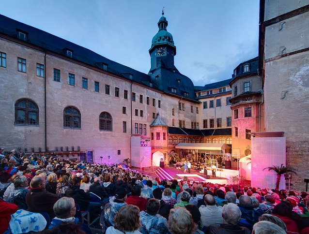 Bild: Rock meets Classic im Schlosshof Sondershausen 2012