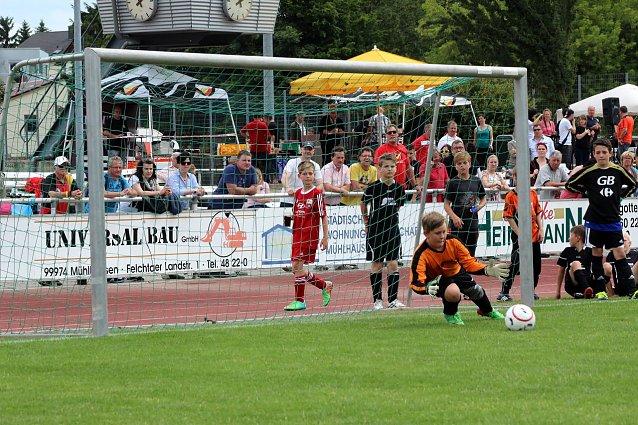 Bild:  E2-Keeper Leon Mei&szlig;ner