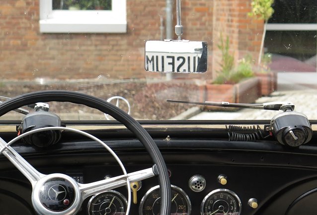 Bild: Oldtimer im Museum